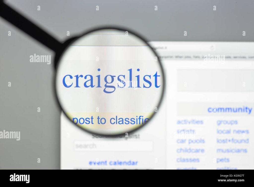 Picture of: Craigslist org website hi-res stock photography and images – Alamy